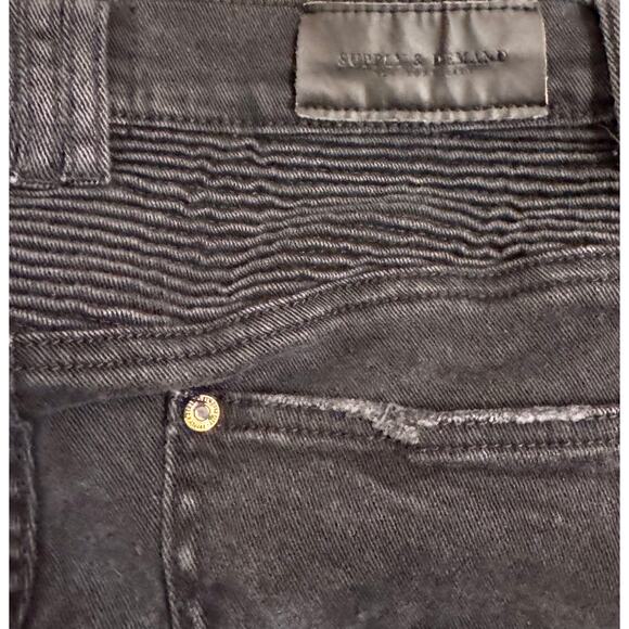 Supply & Demand Men's Black/White/Red Distressed Skinny Jeans Size 34x33 - Picture 5 of 5